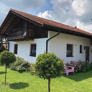 Seehäuschen - Waging Tettenhausen Waging am See